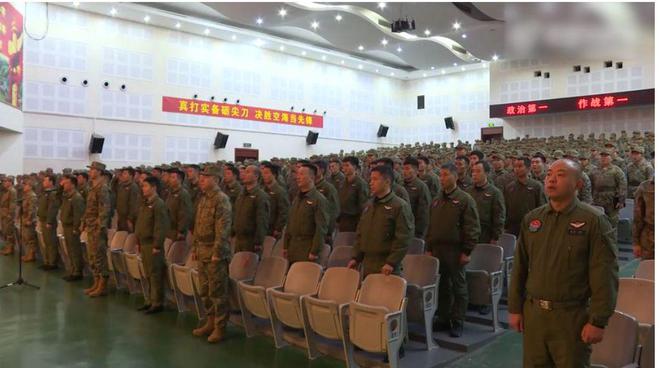 解放軍東部戰(zhàn)區(qū)備戰(zhàn)打仗，堅(jiān)定捍衛(wèi)國(guó)家主權(quán)與安全的決心與實(shí)力，解放軍東部戰(zhàn)區(qū)備戰(zhàn)行動(dòng)，捍衛(wèi)國(guó)家主權(quán)與安全的決心與實(shí)力展示