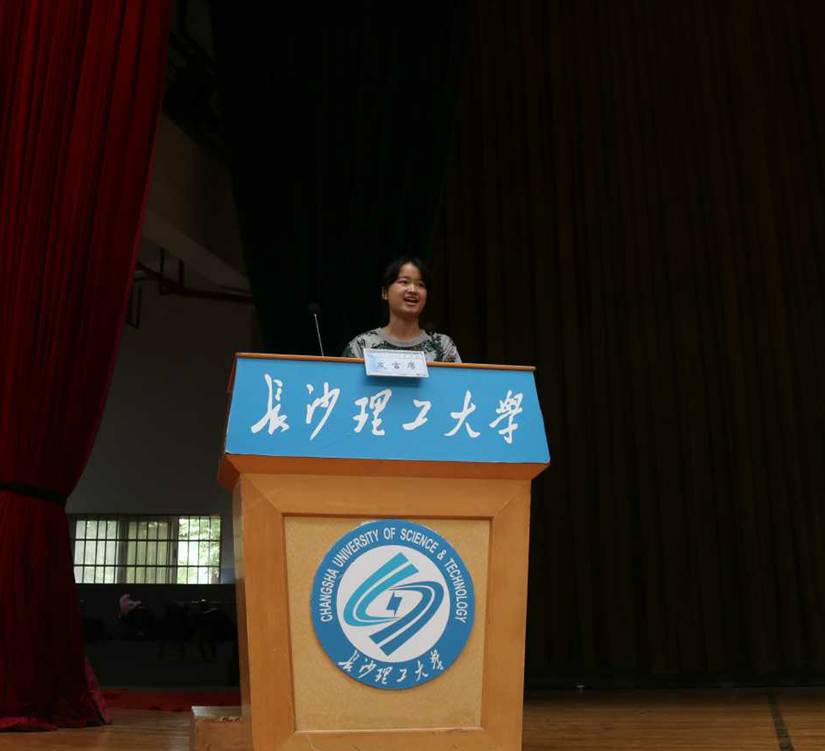 軍事主持人關(guān)健簡(jiǎn)介，一位軍事領(lǐng)域的杰出傳播者，軍事主持人關(guān)健，軍事領(lǐng)域的杰出傳播者簡(jiǎn)介