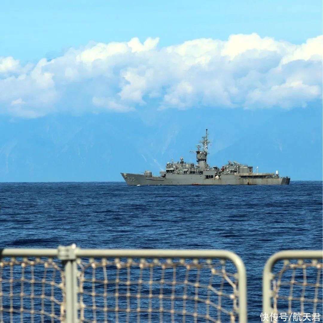 臺海巡署大艦徘徊海峽中線，區(qū)域安全的新視角與深層意義，臺海巡署大艦徘徊海峽中線，區(qū)域安全新視角與深層內(nèi)涵解讀