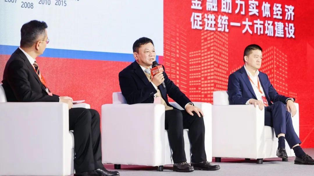 探究未來，2022年爆發(fā)金融危機的可能性分析，2022年金融危機爆發(fā)可能性分析，探究未來趨勢