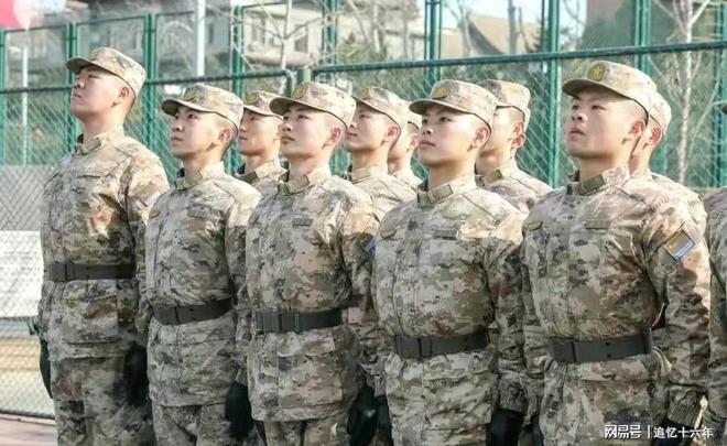 解放軍與普通兵的區(qū)別，職責(zé)、角色與使命的不同解讀，解放軍與普通兵職責(zé)角色使命解讀，差異與共同使命的探討