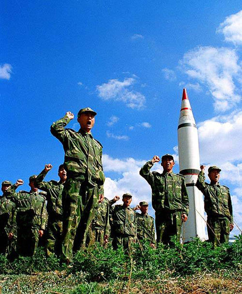 如何考進中國二炮部隊——探索軍事選拔之路，探索軍事選拔之路，如何考進中國二炮部隊？