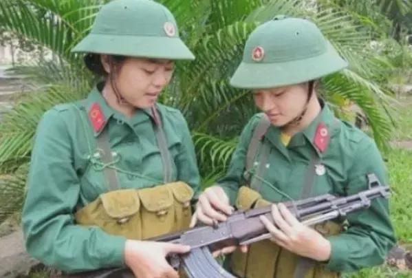 中國女兵在越南，歷史與文化的交融，中國女兵在越南，歷史與文化的交匯之旅