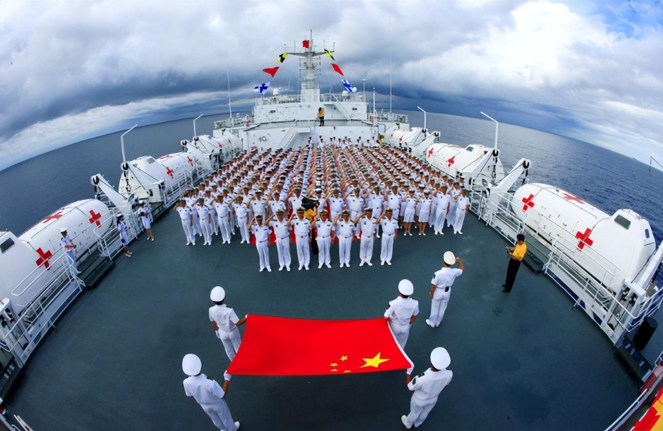 我國(guó)首艘航母的名字，遼寧艦的命名與意義，中國(guó)首艘航母遼寧艦的命名與深遠(yuǎn)意義