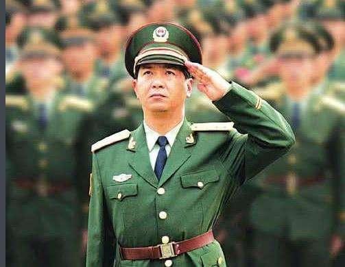丁曉兵的夫人，一位令人敬佩的女性，丁曉兵夫人，令人敬佩的伴侶