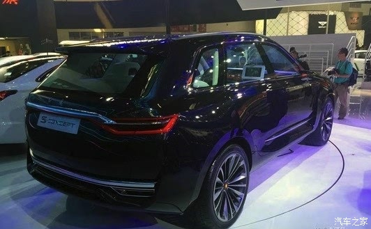 紅旗10萬左右的車，品質(zhì)與性價(jià)比的完美結(jié)合，紅旗，品質(zhì)與性價(jià)比的完美融合——預(yù)算十萬左右的優(yōu)選車型