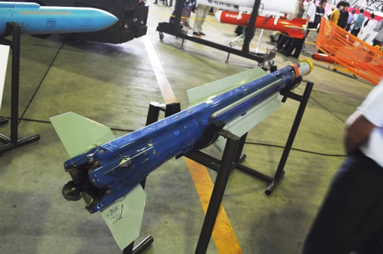 殲-10戰(zhàn)斗機(jī)，中國(guó)致命武器的驕傲，殲-10戰(zhàn)斗機(jī)，中國(guó)致命武器的驕傲典范