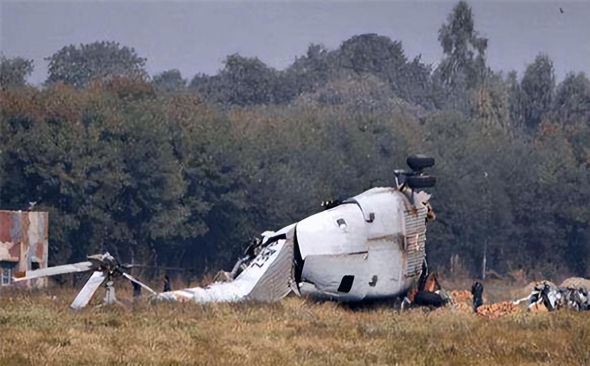 空軍一號飛機墜毀事件深度解析，空軍一號墜機事件深度剖析