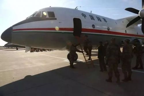 中國空軍列裝的飛機數(shù)量概覽，中國空軍列裝飛機數(shù)量概覽，揭秘現(xiàn)役飛機種類與數(shù)量