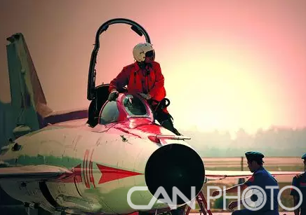 中國殲擊機殲-20參數(shù)詳解，中國殲擊機殲-20參數(shù)全面解析