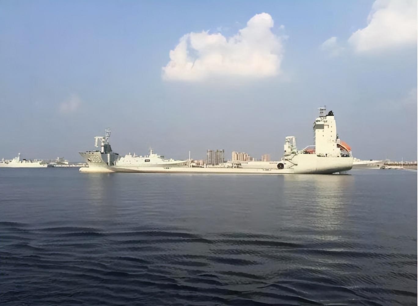 飲馬湖半潛船簡介，飲馬湖半潛船概覽