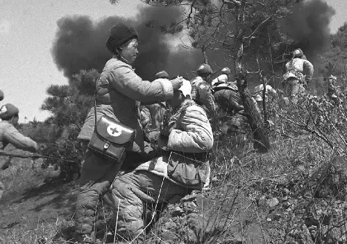 中國人民志愿軍在抗美援朝戰(zhàn)爭中的卓越表現(xiàn)與不朽榮譽，中國人民志愿軍在抗美援朝戰(zhàn)爭中的英勇表現(xiàn)與榮耀傳承
