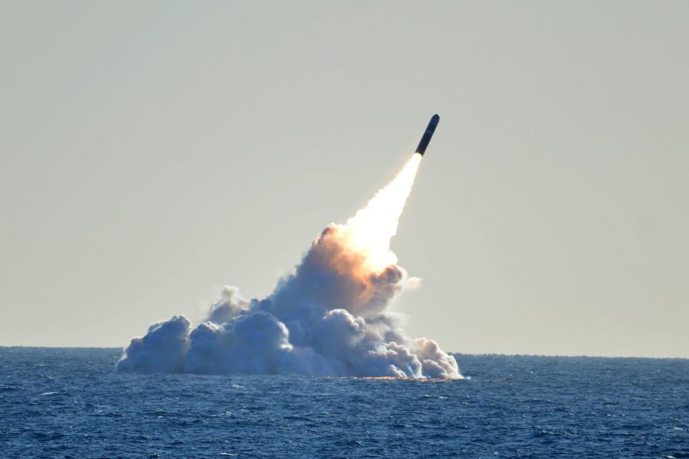 彈道反艦導(dǎo)彈，概念解析與應(yīng)用前景，彈道反艦導(dǎo)彈，概念解析與應(yīng)用展望