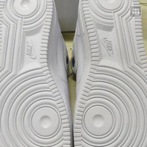 空軍一號(hào)鞋底是否有芯片，深度解析與探討，空軍一號(hào)鞋底是否配備芯片，深度解析與探討