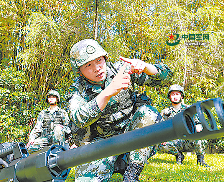 黎登貴，最帥風采的三張圖片展現(xiàn)，黎登貴，最帥風采的三張照片展示