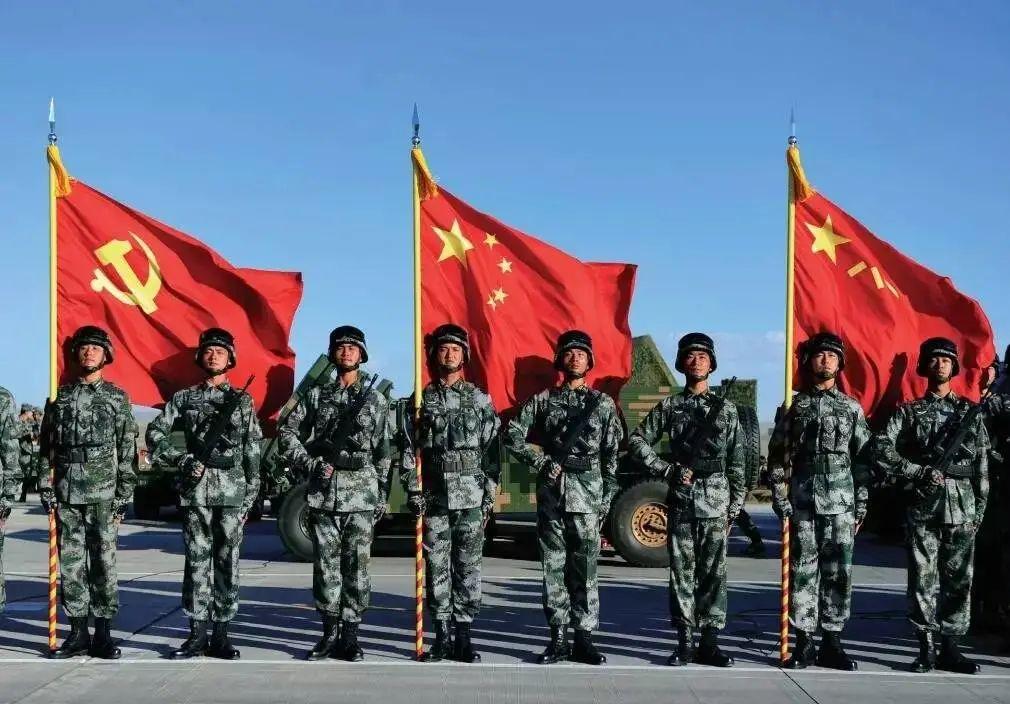 國(guó)防建設(shè)的基本內(nèi)容，構(gòu)建強(qiáng)大的國(guó)家安全屏障，國(guó)防建設(shè)核心內(nèi)容與構(gòu)建國(guó)家安全屏障的重要性