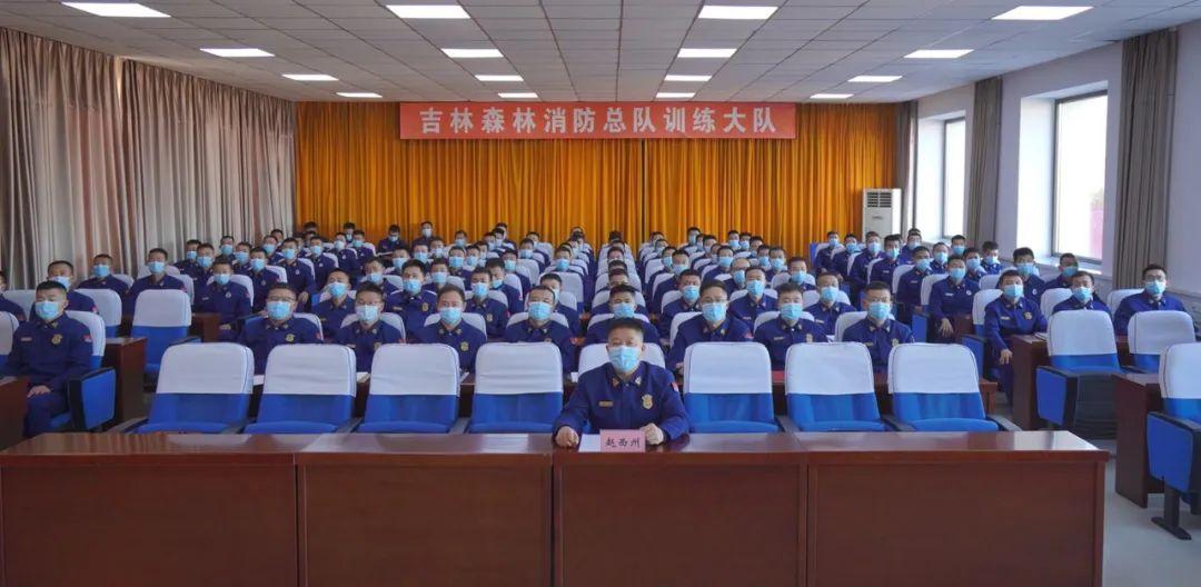 中央決定的深遠(yuǎn)影響與戰(zhàn)略意義，中央決策的戰(zhàn)略意義與深遠(yuǎn)影響
