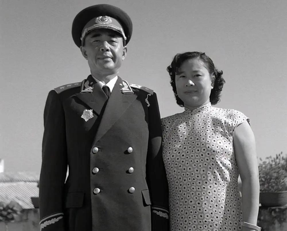 21集團(tuán)軍歷任軍長(zhǎng)