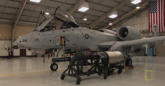 揭秘A-10機炮傾斜之謎，為何設計如此獨特？，揭秘A-10機炮傾斜設計的獨特之處與原因解析