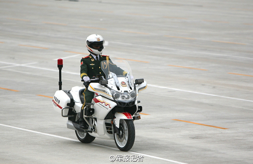 國家禮賓摩托車護(hù)衛(wèi)隊，傳統(tǒng)與現(xiàn)代的完美結(jié)合，國家禮賓摩托車護(hù)衛(wèi)隊，傳統(tǒng)與現(xiàn)代的完美交融