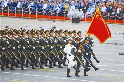 慶祝輝煌歷程，閱兵盛典中的方隊(duì)風(fēng)采——紀(jì)念我國(guó)成立七十周年閱兵上的方隊(duì)展示，七十周年閱兵盛典中的方隊(duì)風(fēng)采——紀(jì)念我國(guó)輝煌歷程的壯麗展示