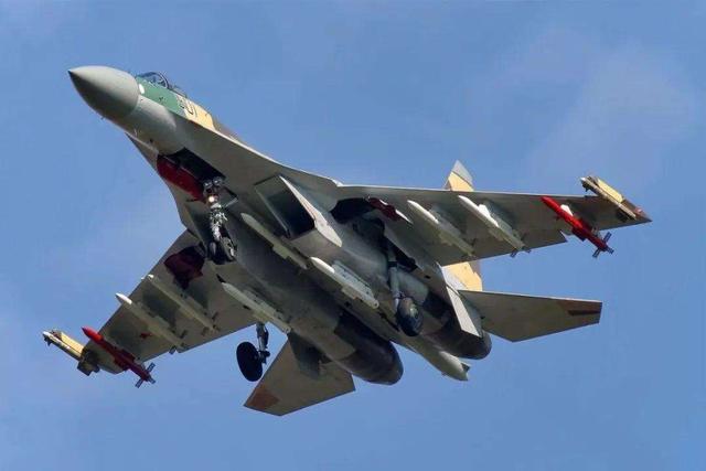 中國戰(zhàn)斗機(jī)出口，走向世界的航空力量，中國戰(zhàn)斗機(jī)出口，走向世界航空力量之巔