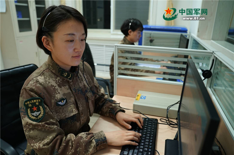 話務(wù)女兵，軍旅中的柔情與堅韌，話務(wù)女兵，軍旅中的柔情與堅韌之力