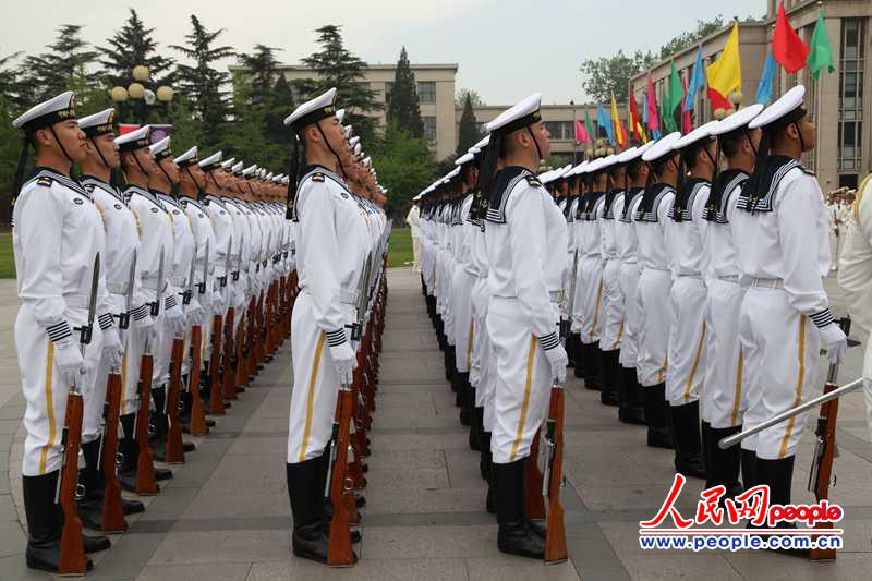 海軍儀仗兵的主要職責與角色，海軍儀仗兵的核心職責與光榮角色