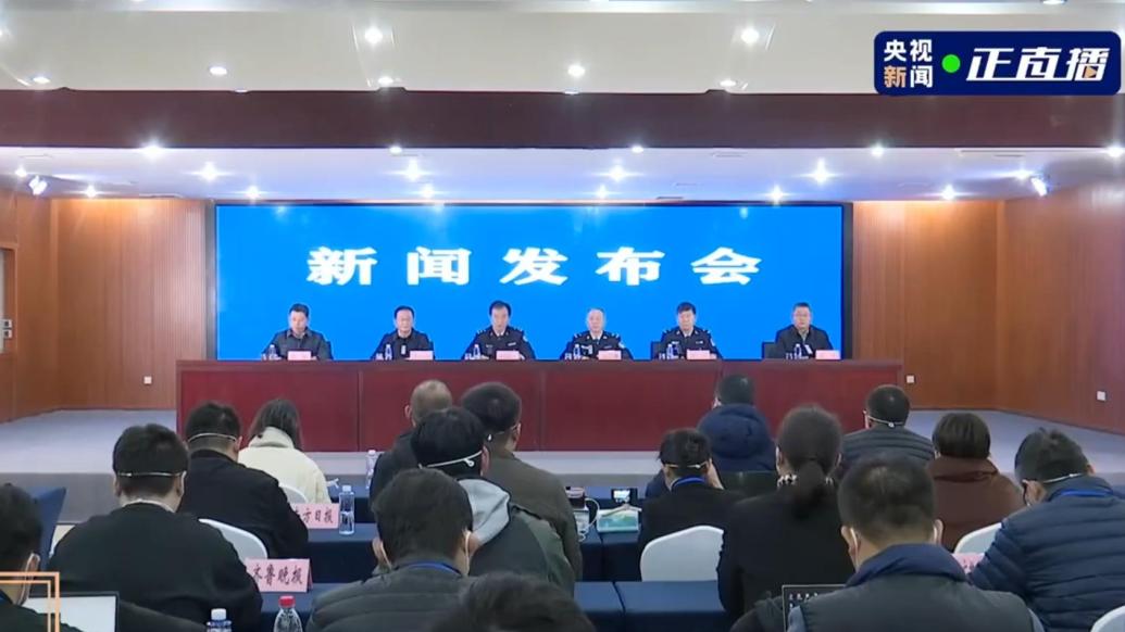 中央新聞發(fā)布會(huì)關(guān)于胡鑫宇事件的深入解析，胡鑫宇事件深度解析，中央新聞發(fā)布會(huì)揭秘真相