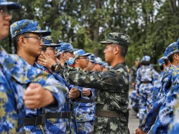 中國人民武裝警察部隊特種警察學(xué)院培養(yǎng)的人才屬性探究，兵與軍官的界定，中國人民武裝警察部隊特種警察學(xué)院人才培養(yǎng)屬性探究，兵與軍官的界定分析