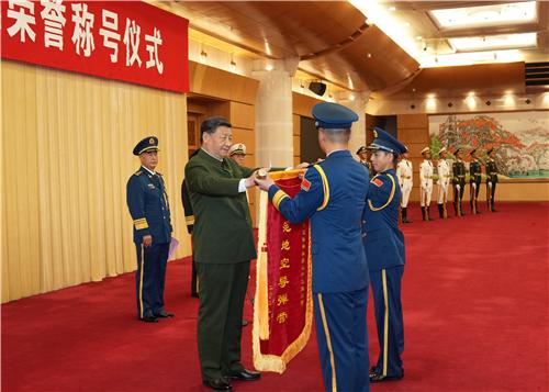 八一勛章獲得者，榮耀背后的故事與啟示，八一勛章獲得者背后的榮耀與啟示