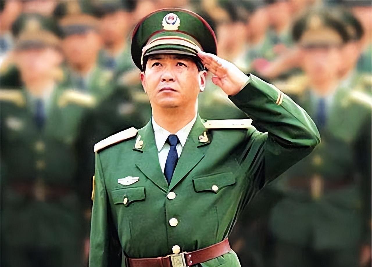 老山英雄丁曉兵