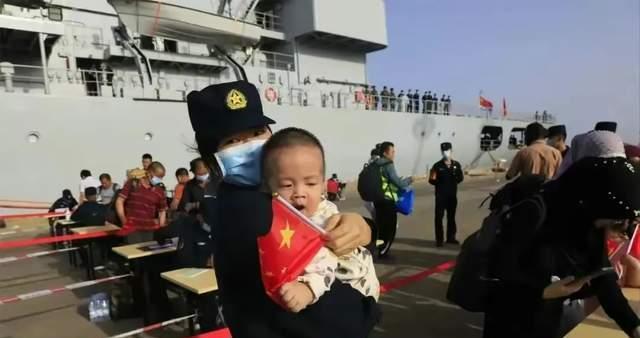 遼寧艦女少校談走紅，實力與魅力的雙重展現(xiàn)，遼寧艦女少校走紅，實力與魅力的閃耀展現(xiàn)
