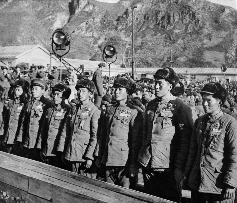 中國人民志愿軍分三批凱旋歸來，榮耀與堅(jiān)韌的象征，中國人民志愿軍凱旋歸來，榮耀與堅(jiān)韌的象征