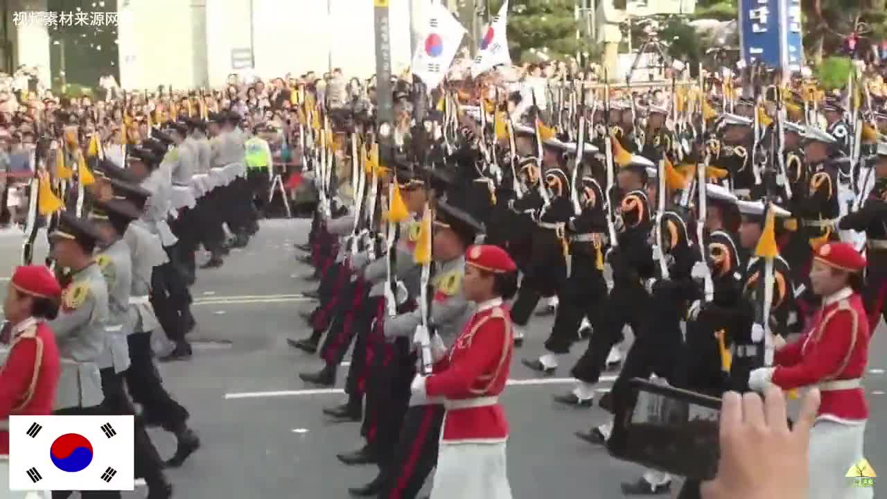 韓國(guó)綜藝節(jié)目視角下的中國(guó)閱兵，文化交融與全球視野的展現(xiàn)，韓國(guó)綜藝節(jié)目視角下的中國(guó)閱兵，文化交融與全球視野展現(xiàn)的魅力瞬間