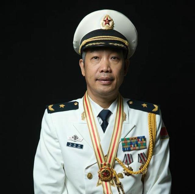 揭秘中國第三艘航母艦長的傳奇人生，揭秘中國第三艘航母艦長的傳奇人生之旅