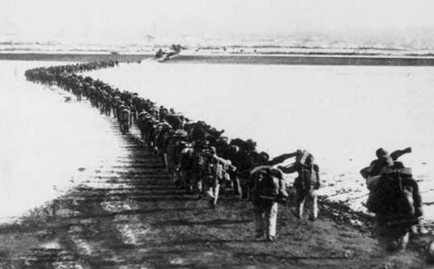 中國人民志愿軍第一個志愿兵，英勇無畏的先驅(qū)者，中國人民志愿軍首個志愿兵，無畏先驅(qū)，英勇傳奇