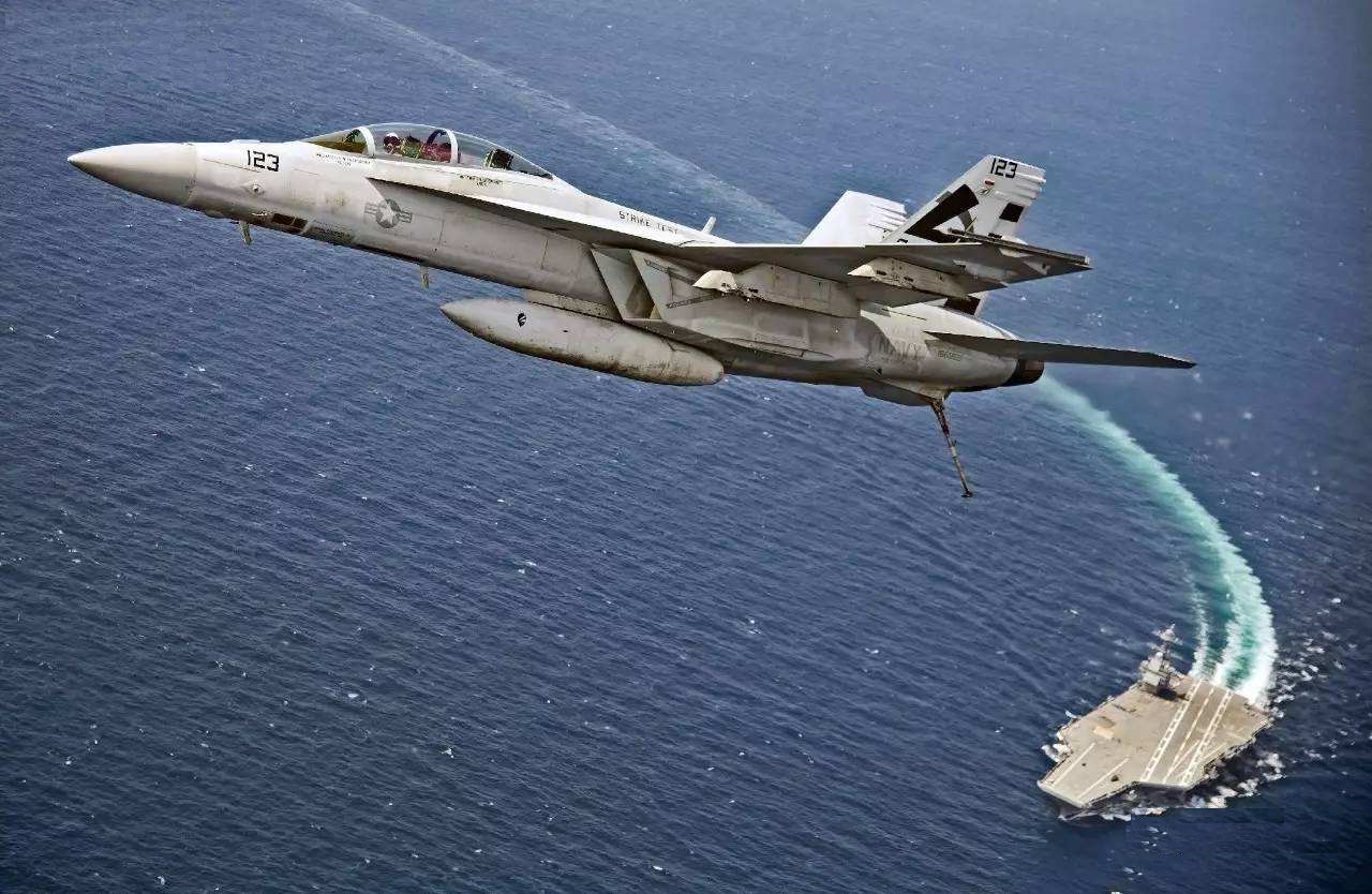 美國海軍航母艦載機(jī)概覽，美國海軍航母艦載機(jī)全景概覽