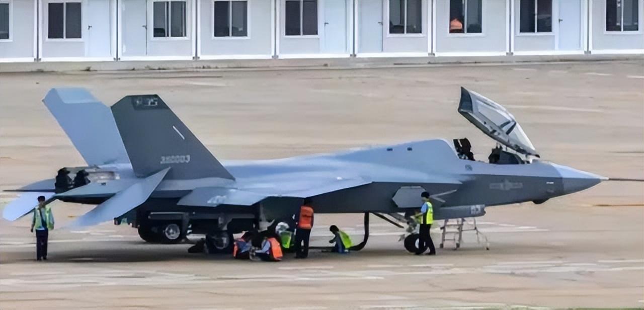 殲35與福建艦，中國海軍航空力量的嶄新篇章，殲35與福建艦，中國海軍航空力量的崛起新篇章