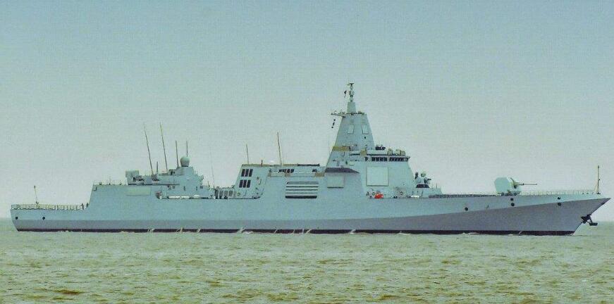 海軍70周年閱艦式中的明星戰(zhàn)艦，中國海軍新型導(dǎo)彈驅(qū)逐艦055的榮耀時刻，中國海軍新型導(dǎo)彈驅(qū)逐艦055在70周年閱艦式中的榮耀瞬間