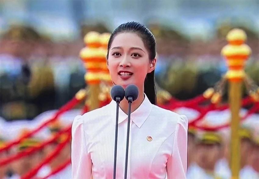 軍事女主持人馮琳，聲音與力量的獨(dú)特融合，馮琳，軍事女主持人之聲與力量的獨(dú)特魅力