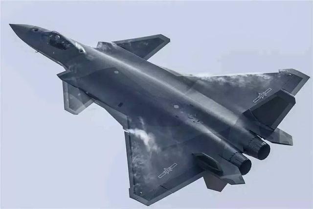 殲-20與F-22，空中霸主之爭，誰更厲害？對比解析，殲-20與F-22，空中霸主之爭的全面對比解析