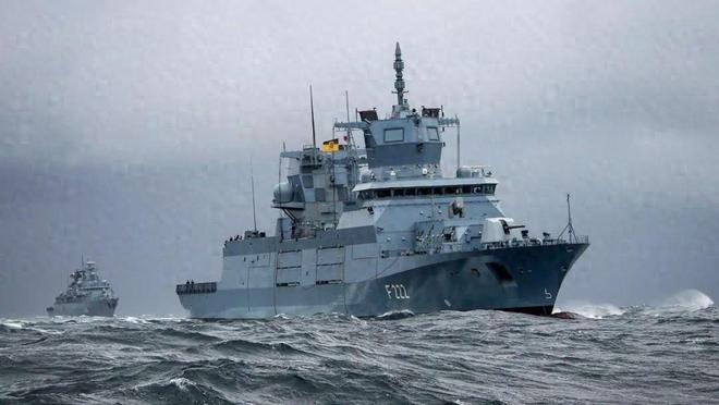 海軍155艦服役，新時(shí)代的海上力量展現(xiàn)，海軍155艦服役，展現(xiàn)新時(shí)代海上力量的強(qiáng)大風(fēng)采