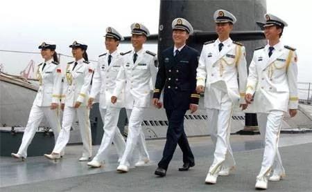 關于87式軍服是否可以隨便穿的探討，關于87式軍服穿著的探討，是否可隨便穿？