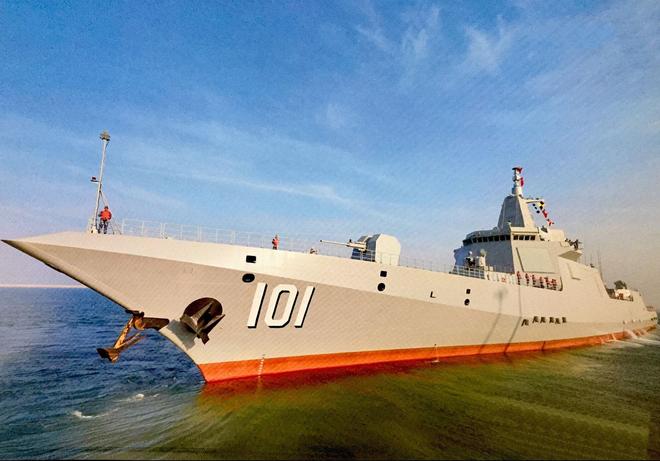揭秘中國海軍新一代戰(zhàn)艦，055九號艦，揭秘中國海軍新一代戰(zhàn)艦，055九號艦亮相展露鋒芒
