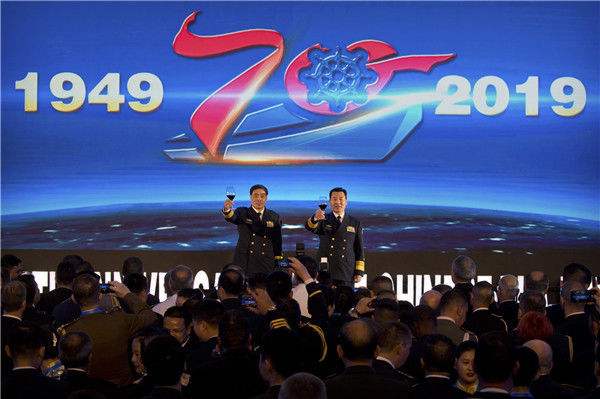 海軍70周年發(fā)言，光榮與夢想的新征程，海軍70周年慶典，新征程上的光榮與夢想