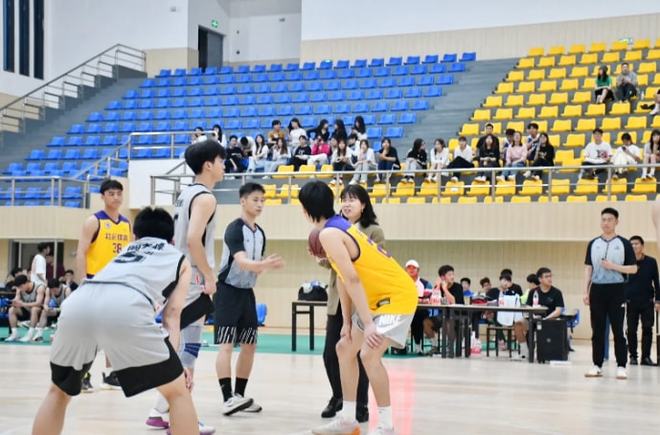 男生身高180能否進(jìn)入儀仗隊，探究身高與選拔標(biāo)準(zhǔn)的關(guān)系，男生身高180能否進(jìn)入儀仗隊，身高與選拔標(biāo)準(zhǔn)深度解析