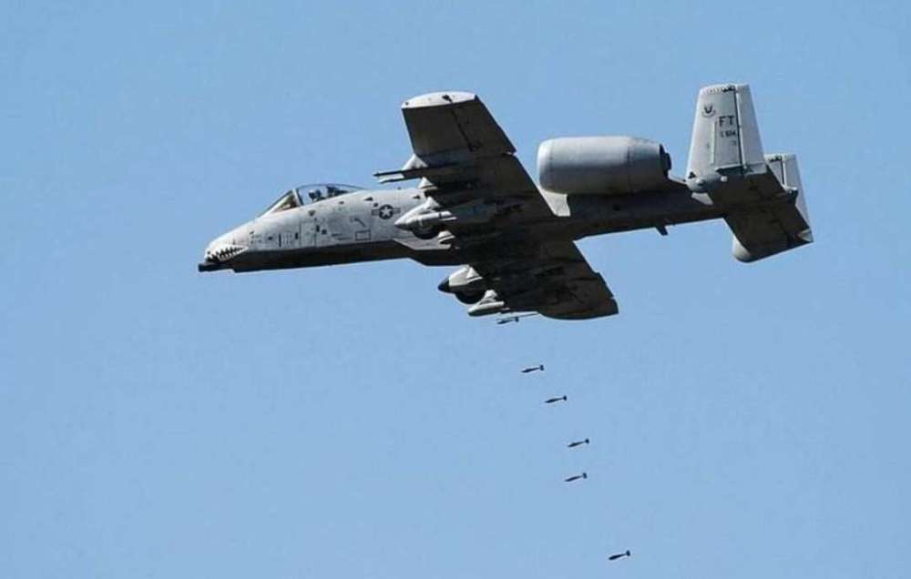 揭秘A-10攻擊機(jī)的超凡實(shí)力，究竟有多厲害？，揭秘A-10攻擊機(jī)的超凡實(shí)力，究竟戰(zhàn)斗力如何？