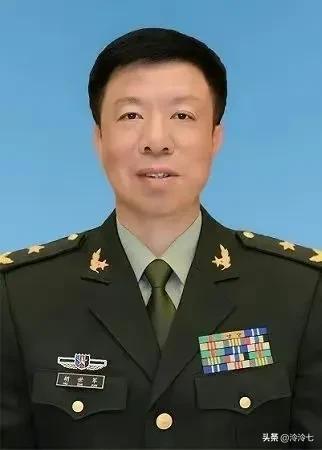 關(guān)于我國(guó)2023年現(xiàn)役上將人數(shù)及其成員的文章，揭秘中國(guó)現(xiàn)役上將人數(shù)及成員名單，2023最新概況分析