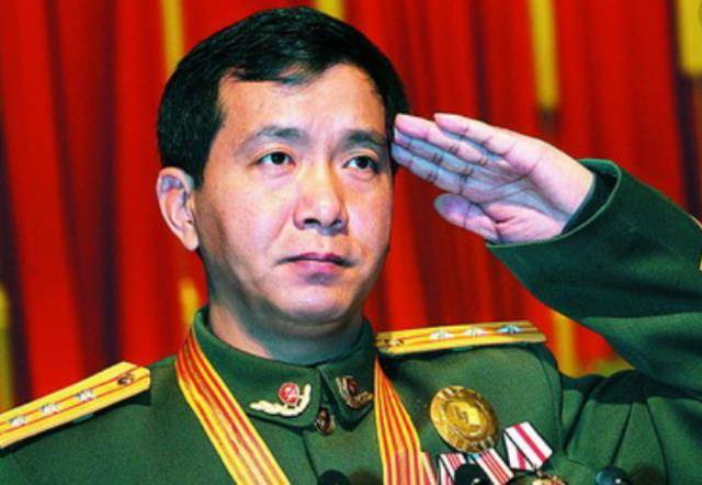 丁曉兵老首長的名字與傳奇故事，丁曉兵老首長的傳奇人生